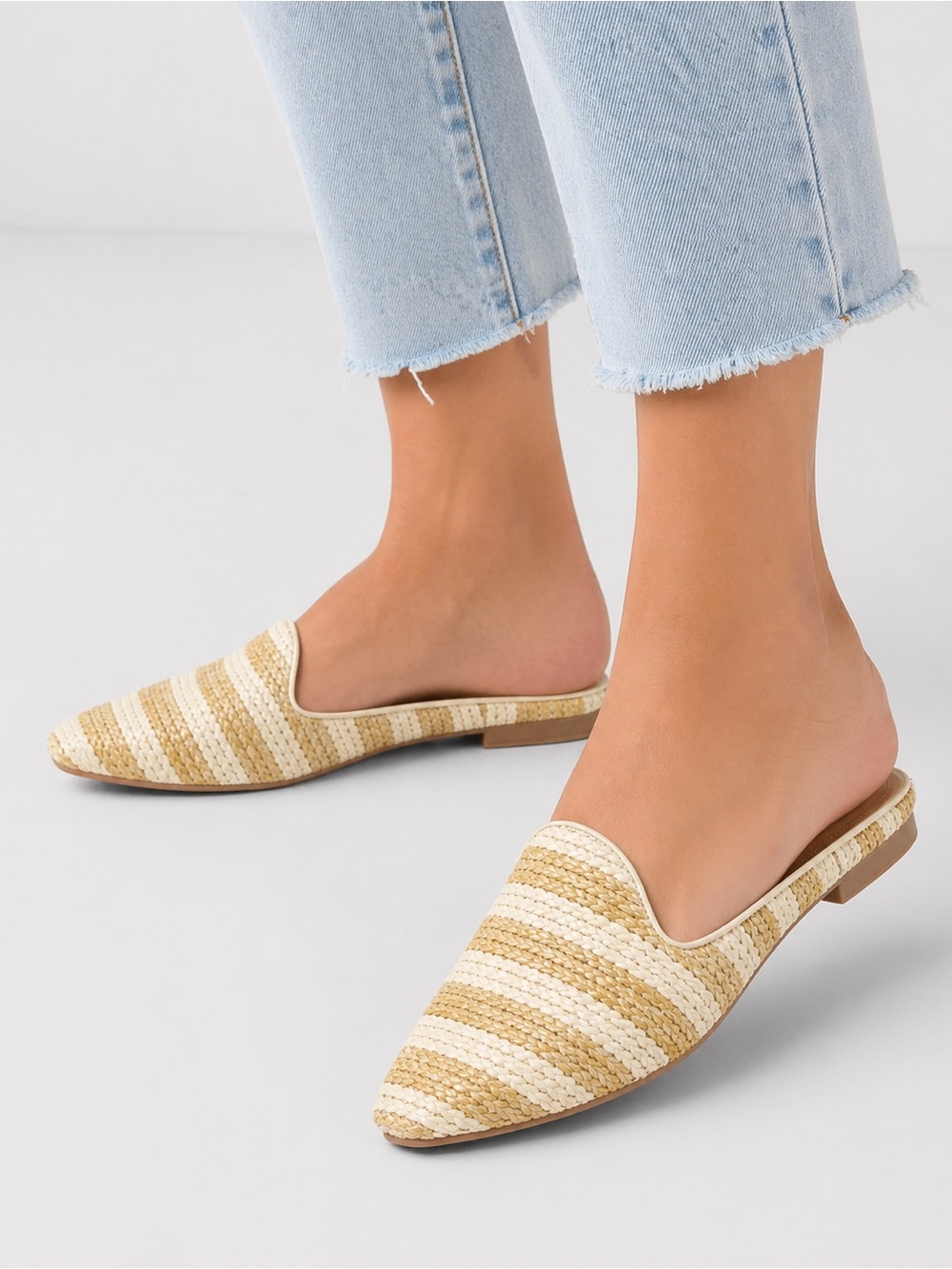 Universal Thread Violet Striped Raffia Mule size 7
